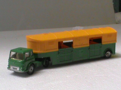 Camion remorque corgi - +, major