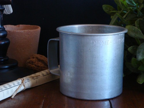 Une mesure vintage - vintage, (pot