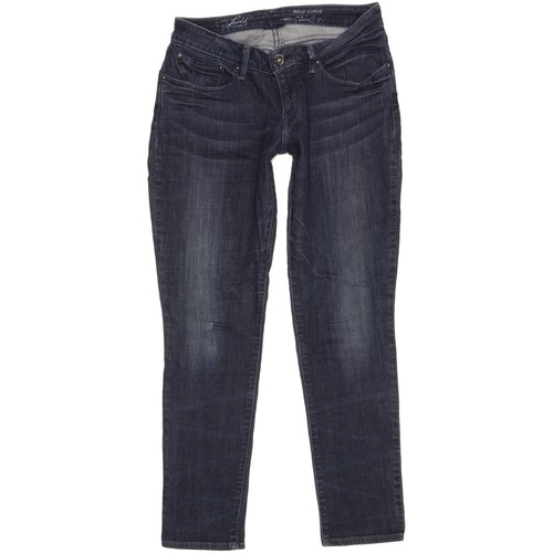 Levi bold curve - bold,