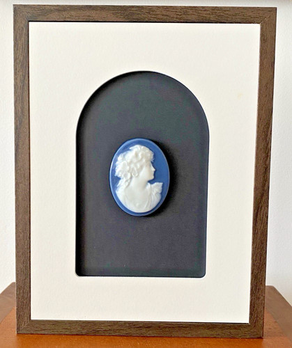 Petit médaillon art nouveau - petit,