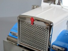 1pc 1.8cm Kenworth " Kw " Logo