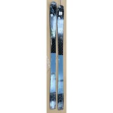 MOVEMENT AXESS 86  TAILLE 161cm PAIRE DE SKI