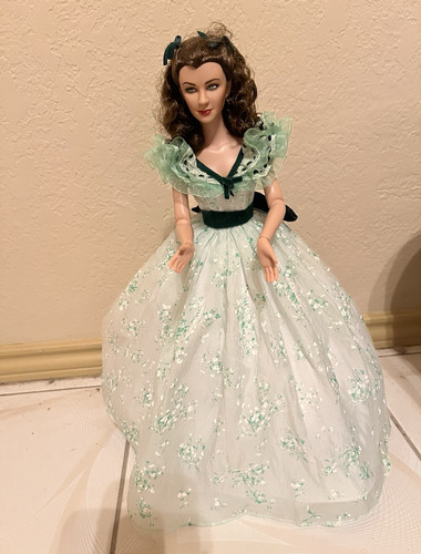 Scarlett hara gone with - scarlett, the