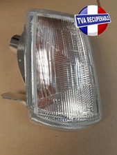 Clignotant avant droit blanc