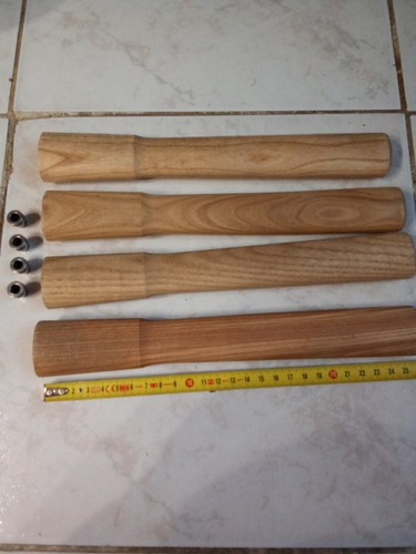 Lot manches bois avec - manches,