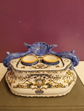 Encrier aux Dauphins  en Faïence de Gien décor, Dyonisos, Enfants aux Pressoirs