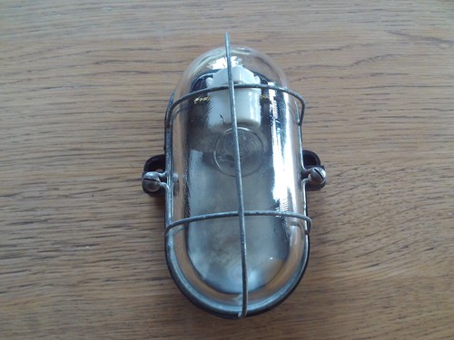 Ancienne lampe hublot usine - ancienne, d
