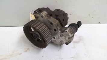 Pompe injection nissan - à,