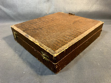 Ancienne ménagère 12