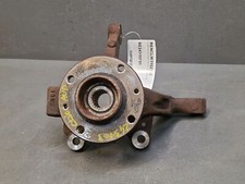 Fusée moyeu avant droit -