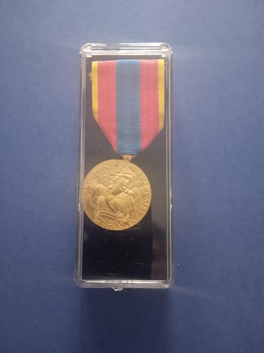 Medaille defense nationale - medaille, "defense