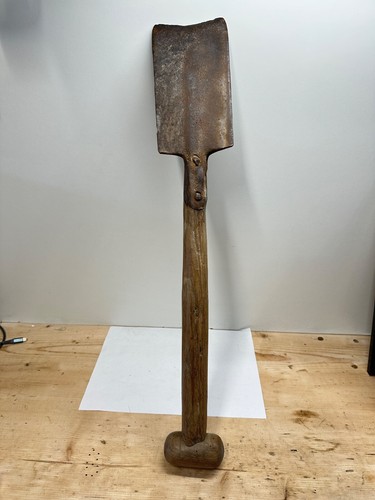 Outil ancien beche - , fer