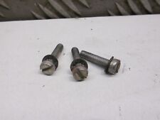 Moteur Bernard W17 bis - Vis de fixation de la bobine