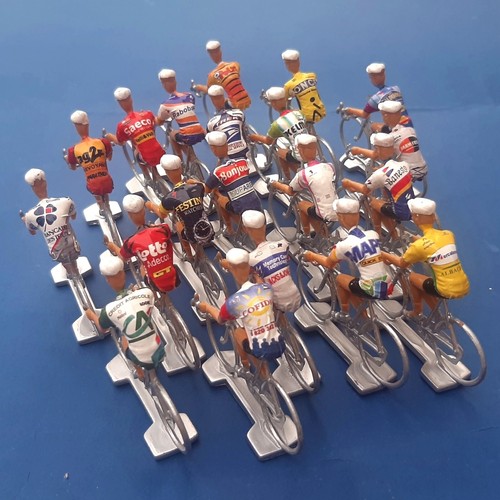 Année 2001 20 cyclistes - 2001,