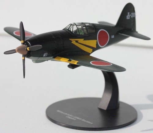 Altaya avion combat - combat,