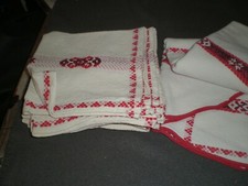 Nappe basque et serviettes 8 couverts