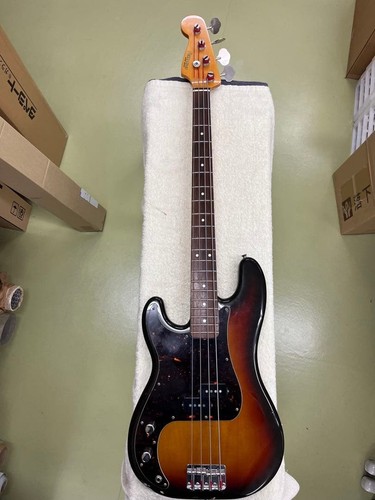 Guitare basse fernandes - basse,