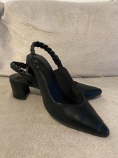 Beaux Escarpins en cuir souple - Marco Tozzi - P 39 -