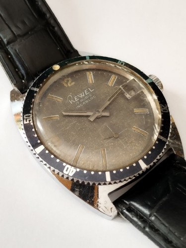 Montre plongée mécanique - de,