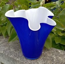 VASE MOUCHOIR BLEU INTERIEUR