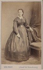 Femme robe Second Empire Photographie Sée Paris Cdv Vintage Albumine