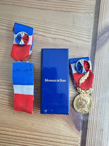 Médaille honneur du - médaille,