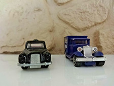 Lot 2 miniatures 1:60 taxi