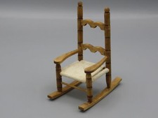 Fauteuil à bascule en bois et