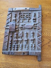 Porte Dogon de Grenier à Mil