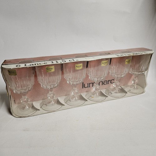 Lot verres a pieds - verres,
