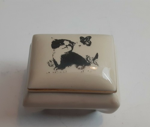 Vintage small world cat - vintage,