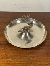 Ancien Plat de Service en Métal Avec Poisson Central (10-21)