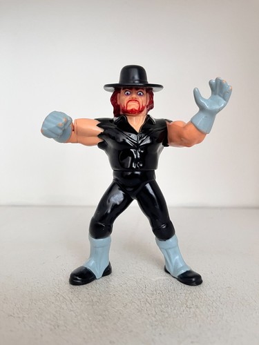 Wwe undertaker figurine - wwe,
