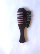 Peigne et brosse Moustache 