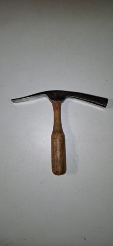 Joli marteau cordonnier - ,