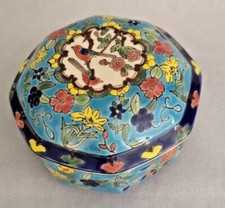 Jolie bonbonnière en