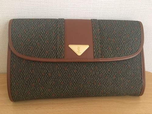 Pochette yves saint laurent - pochette,