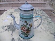 ANCIENNE CAFETIERE TOLE