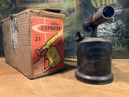 Ancienne lampe souder - à,