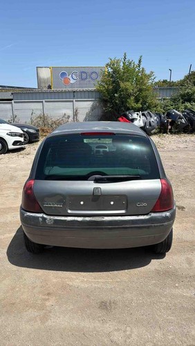 Malle hayon arriere renault - arriere,