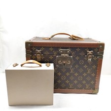 NO TARIF Louis Vuitton LV Trunk M21826 Boite Pharmacie Brown Monogram 2866179
