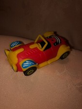 kinder jouet 1 voiture tbe