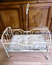 LIT CAGE DE POUPÉE ANCIENNE LAQUÉ JAUNE AVEC MATELAS D'ORIGINE 61 x 35,5 x 43 cm