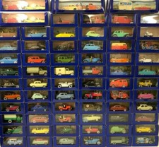 # ATLAS HERGE EN VOITURE TINTIN CAMION 1/43 IN BOX + LIVRET/CERTIFICAT AU CHOIX