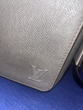 sacoche district PM Louis Vuitton