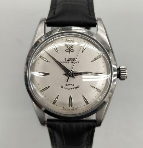 Montre remontage - à,