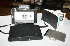 appareil photo POLAROID 101 en bon état 