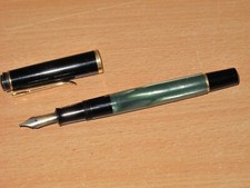PÉLIKAN Stylo À Plume Vintage Vert