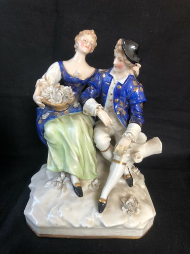 Figurine porcelaine antique - figurine, en