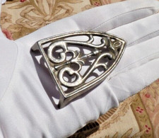 DÎNETTE ANCIENNE, ANCIEN